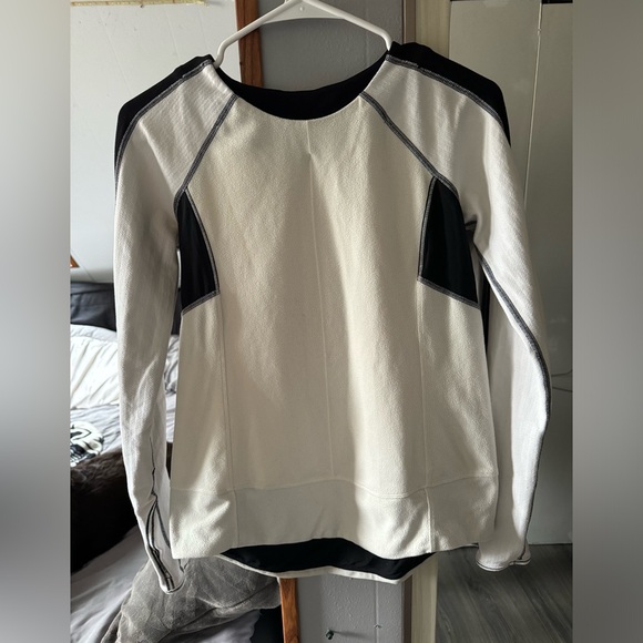 lululemon athletica Tops - Lululemon Run: Bold in the Cold Long Sleeve